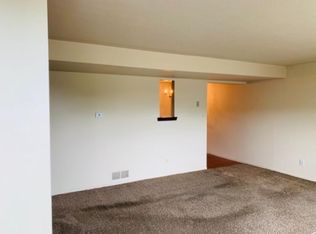 1200 Lockwood St #C, Belpre, OH 45714