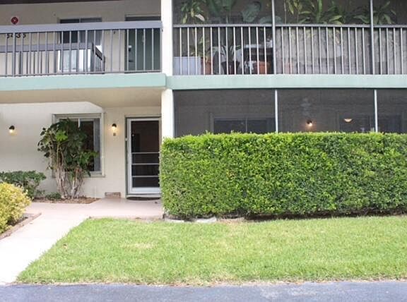 2nd image of 6436 Chasewood Dr APT B