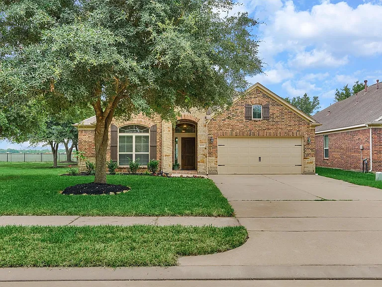 14906 Russet Bend Ln — Photo 1