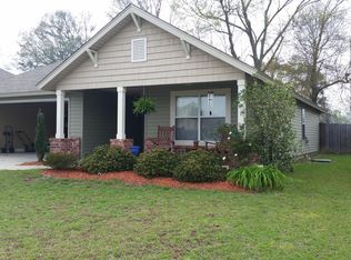 110 N Village Ln, Petal, MS 39465