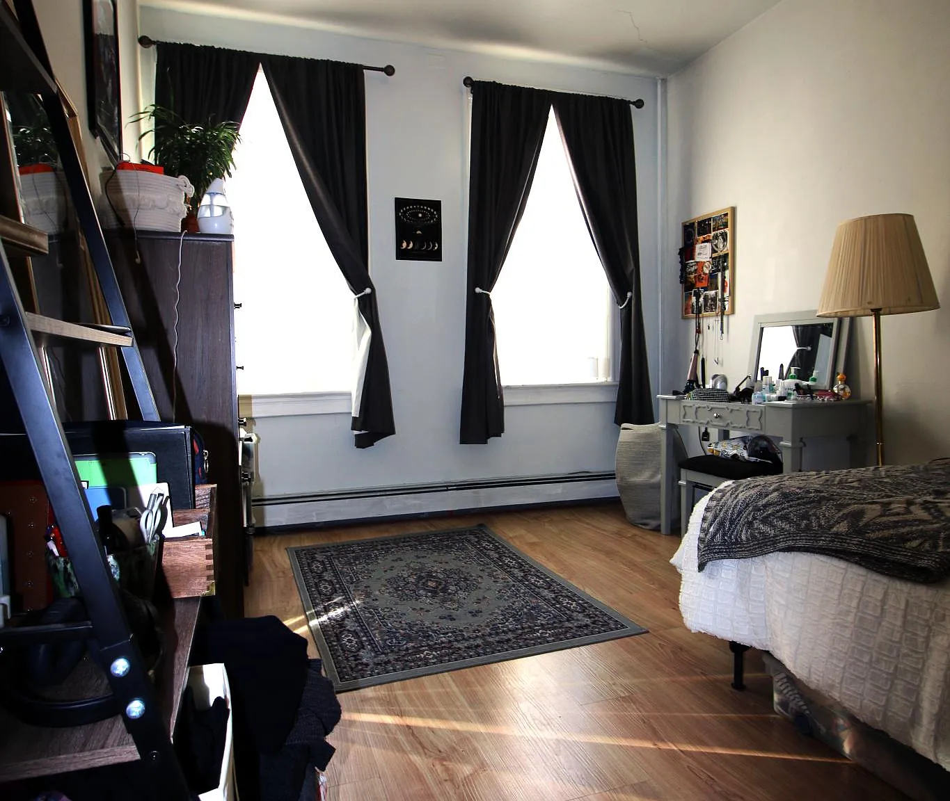 380 2nd St — Photo 4