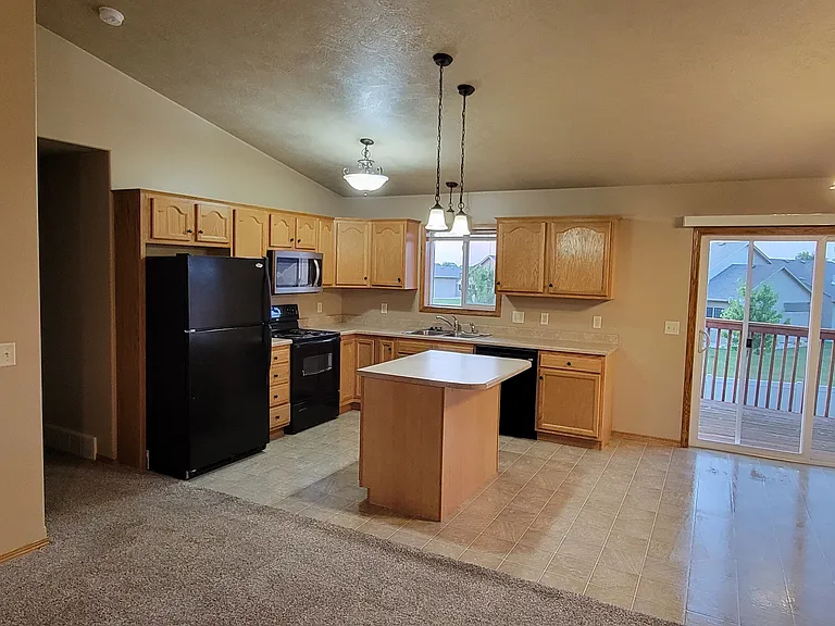 3800 W 93rd St #3 — Photo 4