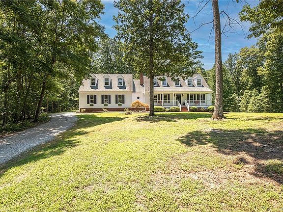 3rd image of 1930 Huguenot Hundred Dr