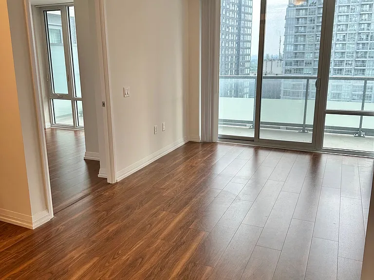 25 Holly St #2801 — Photo 14