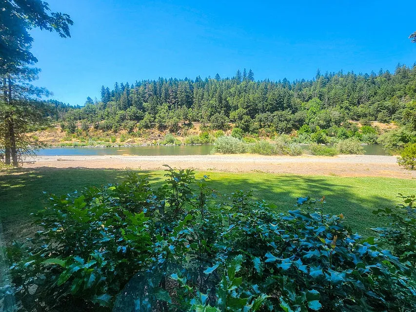 The Mighty Rogue River - Gunnell Rd