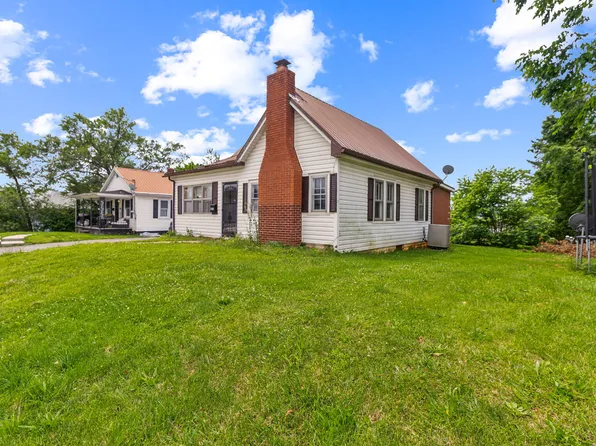 887 W Columbia Ave, Monticello, KY 42633