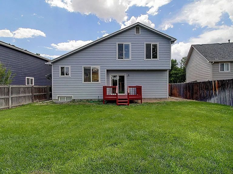 12540 Beach St — Photo 26