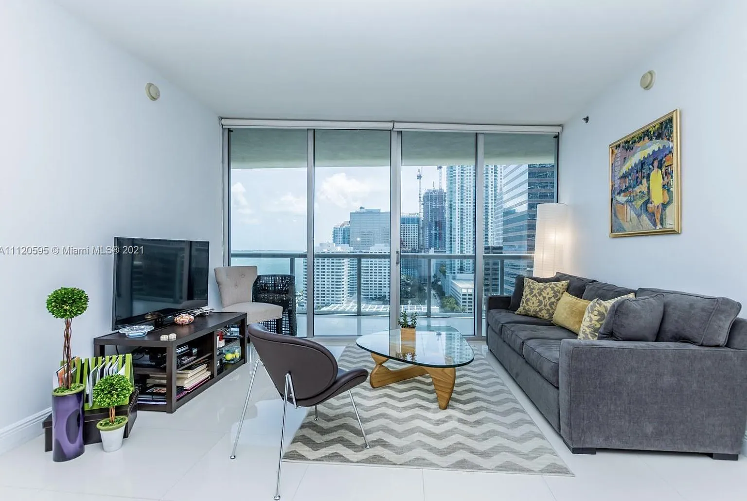 2 bed, 1450 sqft, $5,500 — Photo 3
