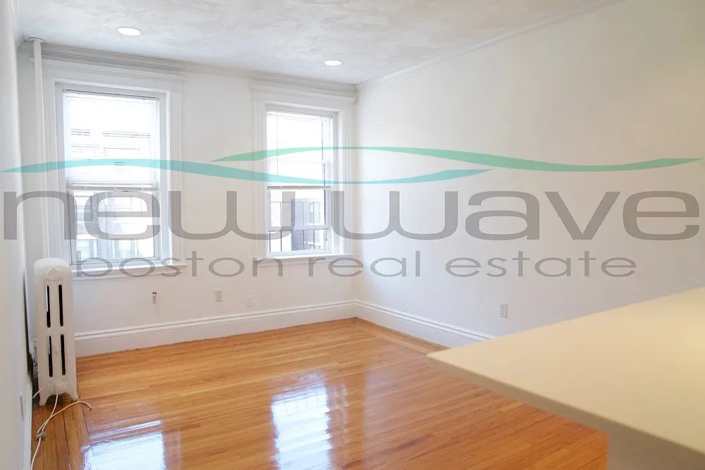1 bed, 999 sqft, $2,700 — Photo 4