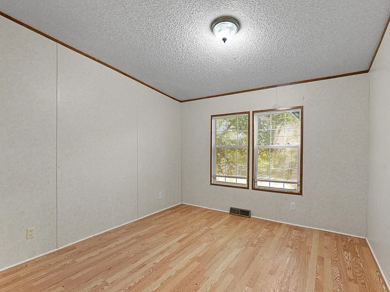 24609 Sheep Hollow Trl — Photo 21