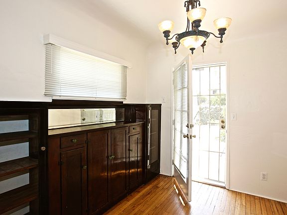 5th image of 1228 Punta Gorda St