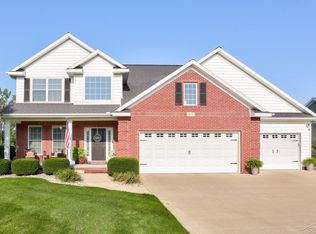 8275 Summer Ridge Ct, Freeland, MI 48623