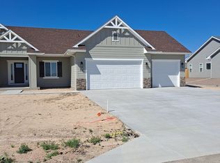 858 E Snyder Dr, Pueblo West, CO 81007