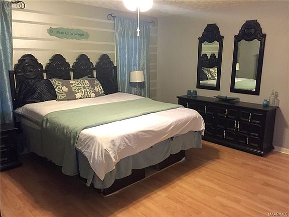 4th image of 664 Chatsworth Dr