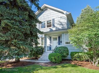 209 E North Ave, Elmhurst, IL 60126