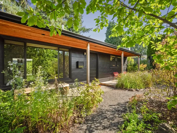 10901 NE Eugene St, Portland, OR 97220