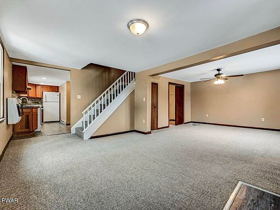 5th image of 1309-1311 Golf Park Dr