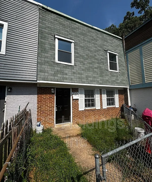 3351 Dill Ave