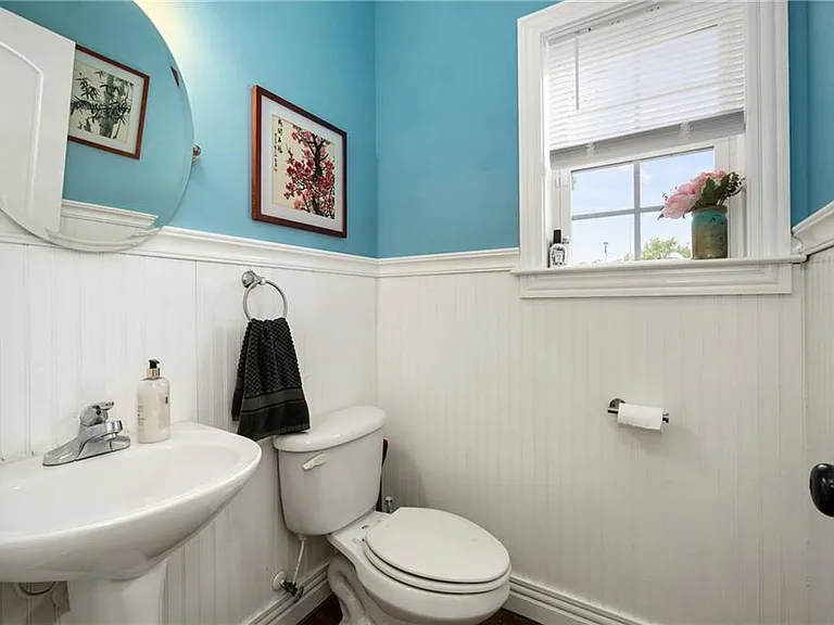 214 Doyle Way — Photo 22