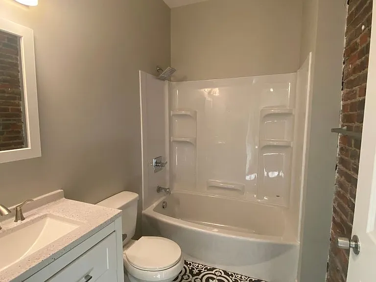 1222 Sheffield Street — Photo 8