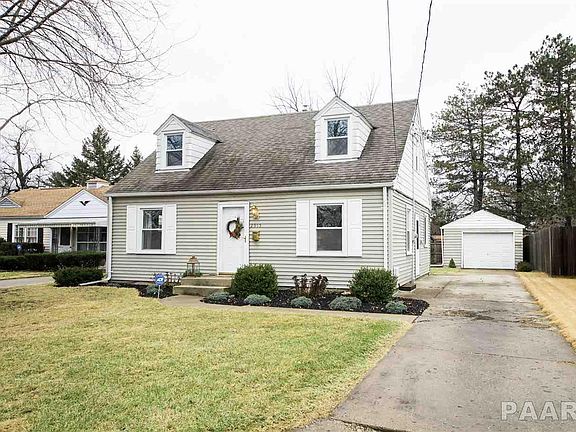 2nd image of 2915 N Saint Philomena Ct