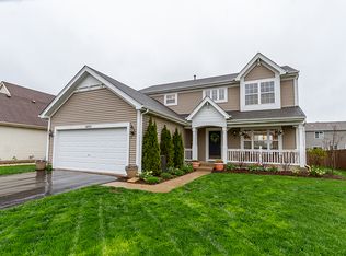 1403 Beachview Rd, Hampshire, IL 60140