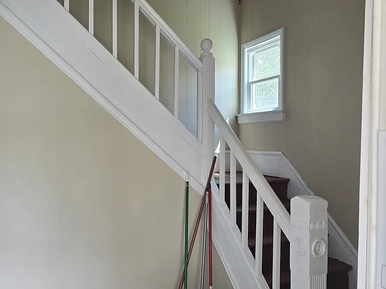 423 Bishop Ave — Photo 4