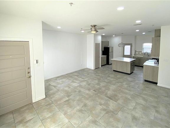 5th image of 3523 W Sprague St #3
