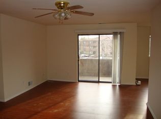 824 Woodmill Dr #800, Cranbury, NJ 08512