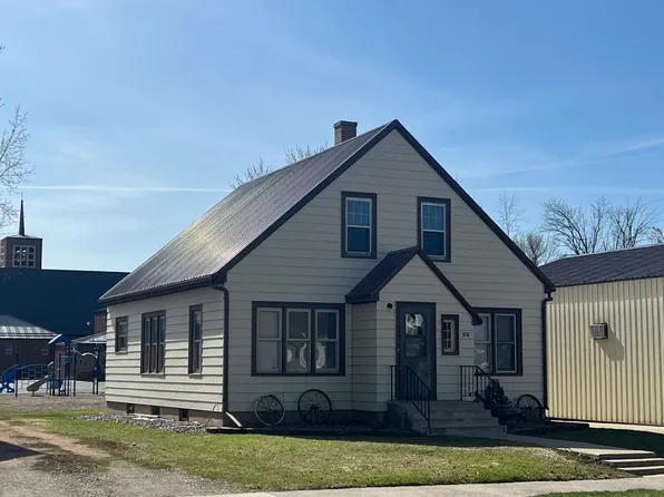 308 Carleton Ave, Morgan, MN 56266