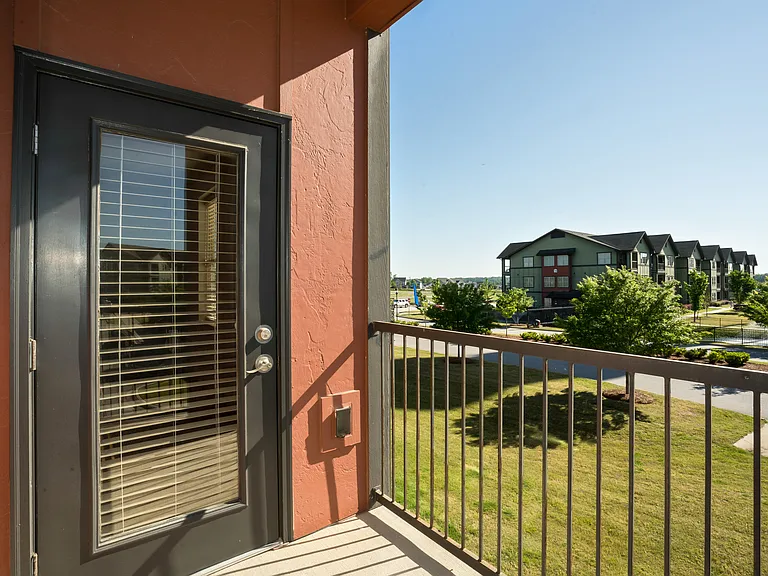Riverwalk Apartments — Photo 14
