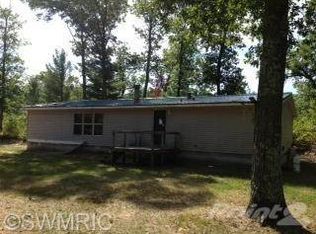 17522 Caberfae Hwy, Wellston, MI 49689