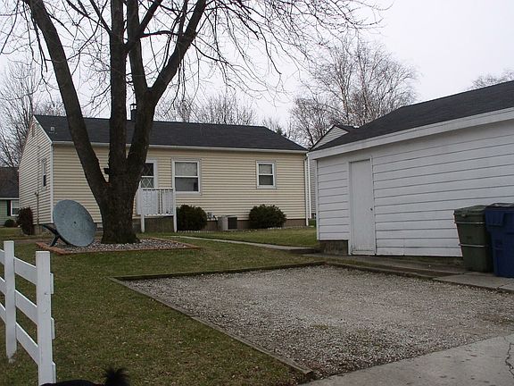 Back of house - extra parking slab next to garage in alley
