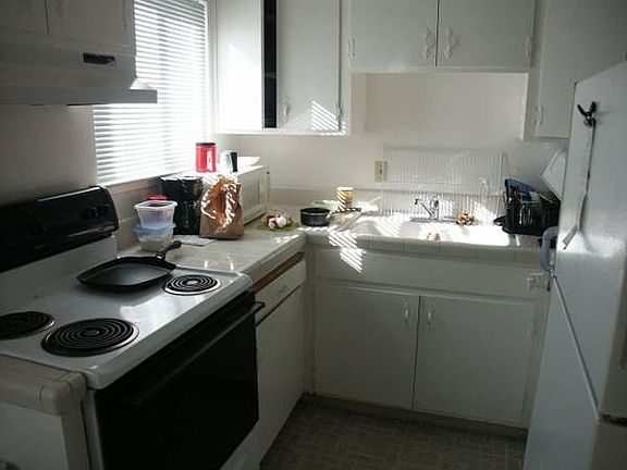 3rd image of 1163 Ayala Dr APT 1