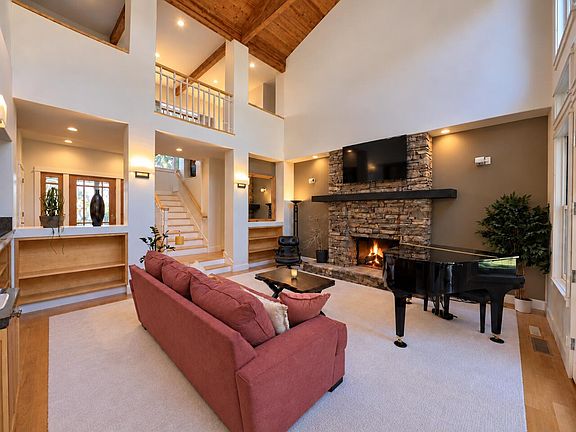 4th image of 115 Highlands Dr
