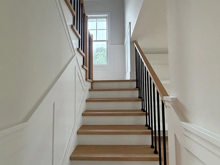 18 Williams St #A — Photo 11