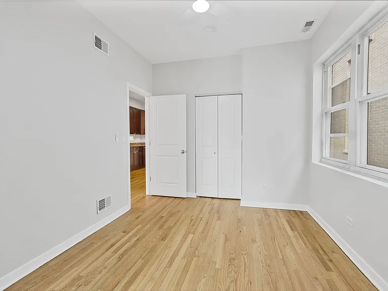 1747 N Wolcott Ave #2 — Photo 4
