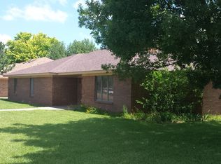 300 Robin Rd, Dumas, TX 79029