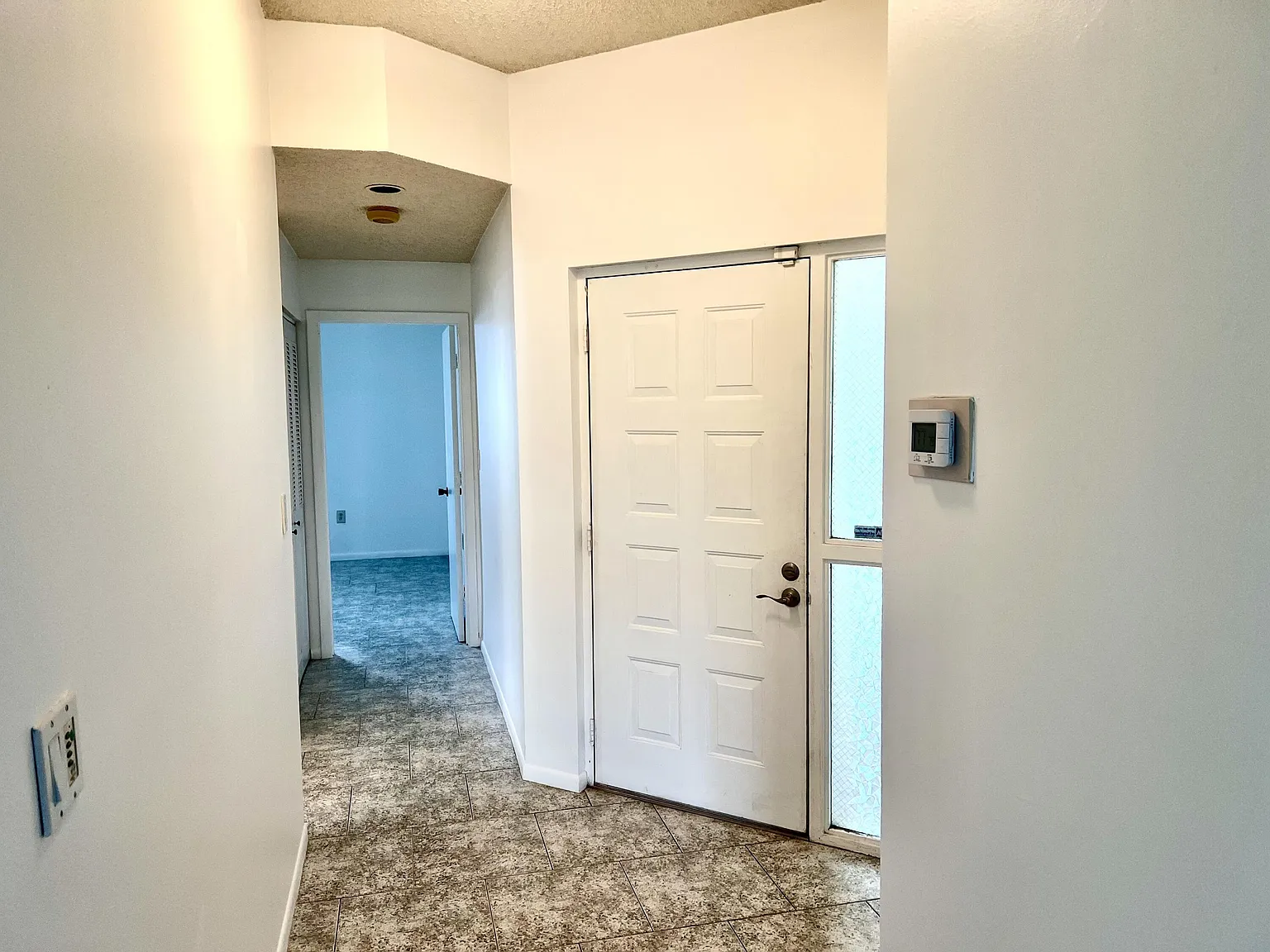 2 bed, 2.0 bath, 1487 sqft, $2,350 — Photo 3