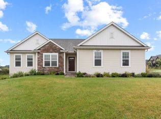 529 Spur Rd, Slinger, WI 53086