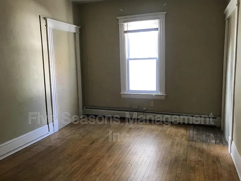 8 Greene St — Photo 4