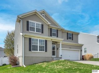 8820 S 163rd Ave, Omaha, NE 68136