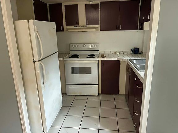 4th image of 6261 Shamrock Rd