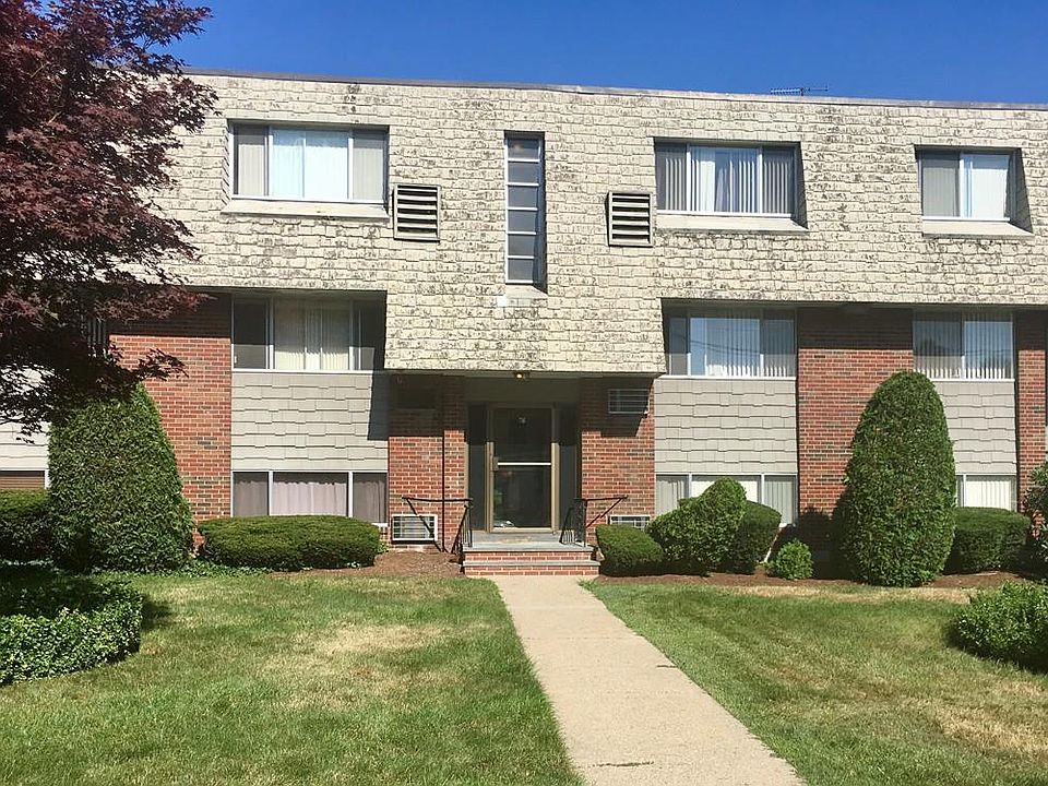 1st image of 76 Summer Ave APT 1