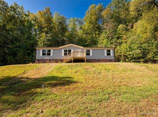 2877 Shannon St, Sharon, SC 29742