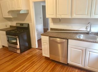 66 Sedgwick Rd #2, West Hartford, CT 06107