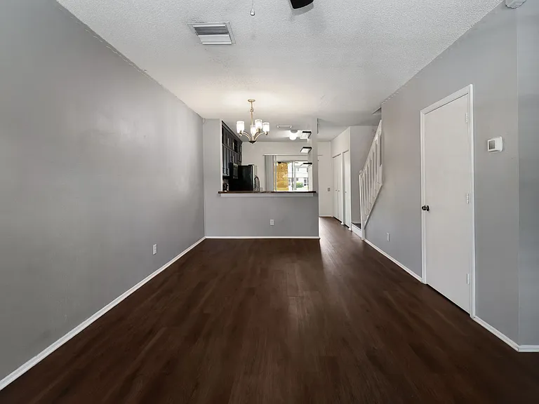 6367 Bayside Key Dr — Photo 3