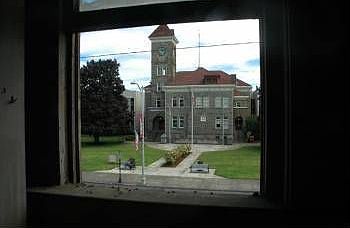 2nd image of 865 Main St