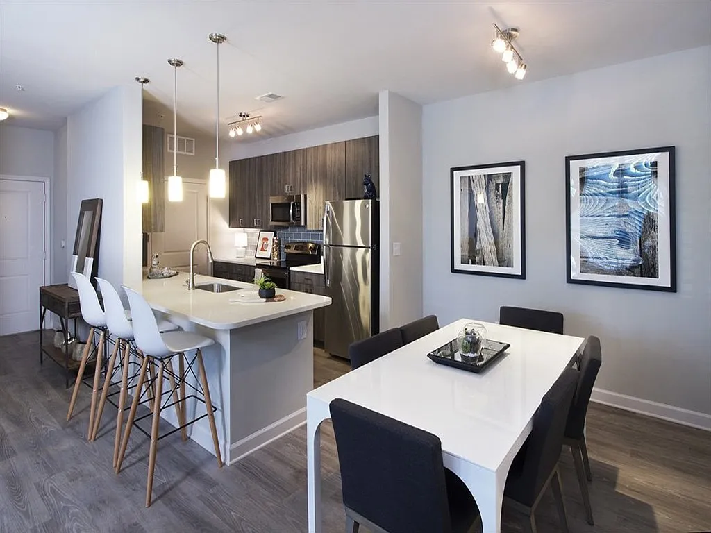 Legacy Concord Apartments — Photo 1