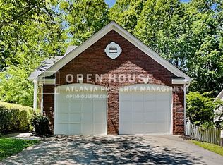 120 Enclave Ct, Roswell, GA 30076